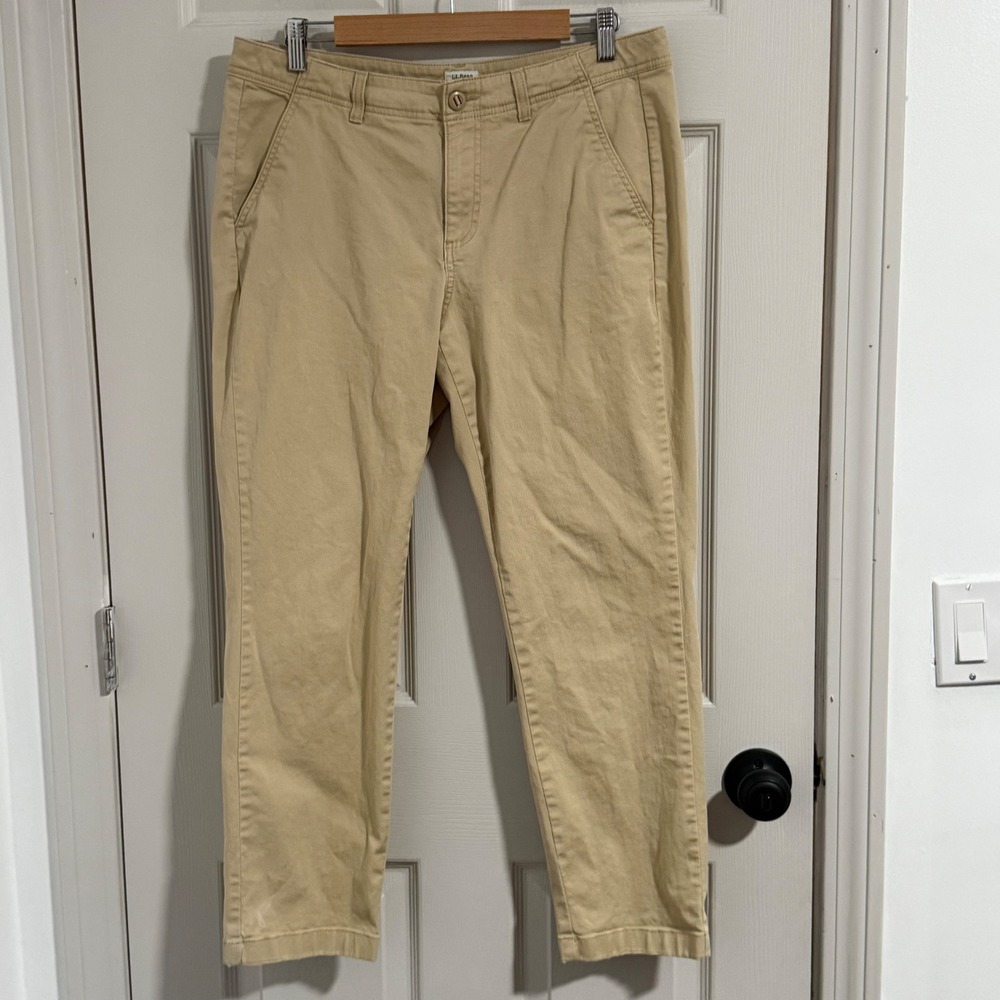 L.L. Bean Favorite Fit Pants Women 12 Tan Khaki Chinos Outdoor Gorpcore Workwear